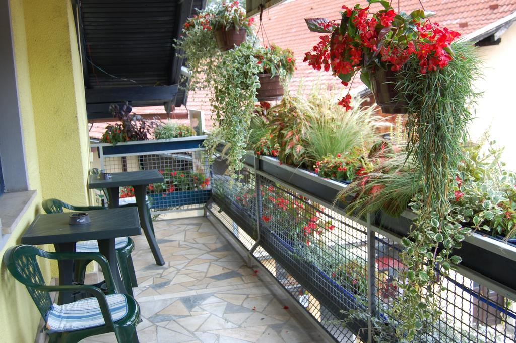 Rooms Hisa Divino Ptuj Exterior photo